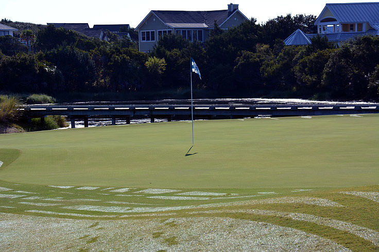 Homes line the Bald Head Country Club golf course