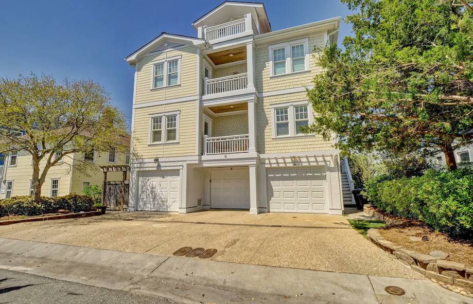 8 Channel Ave A - Perfect location with ...